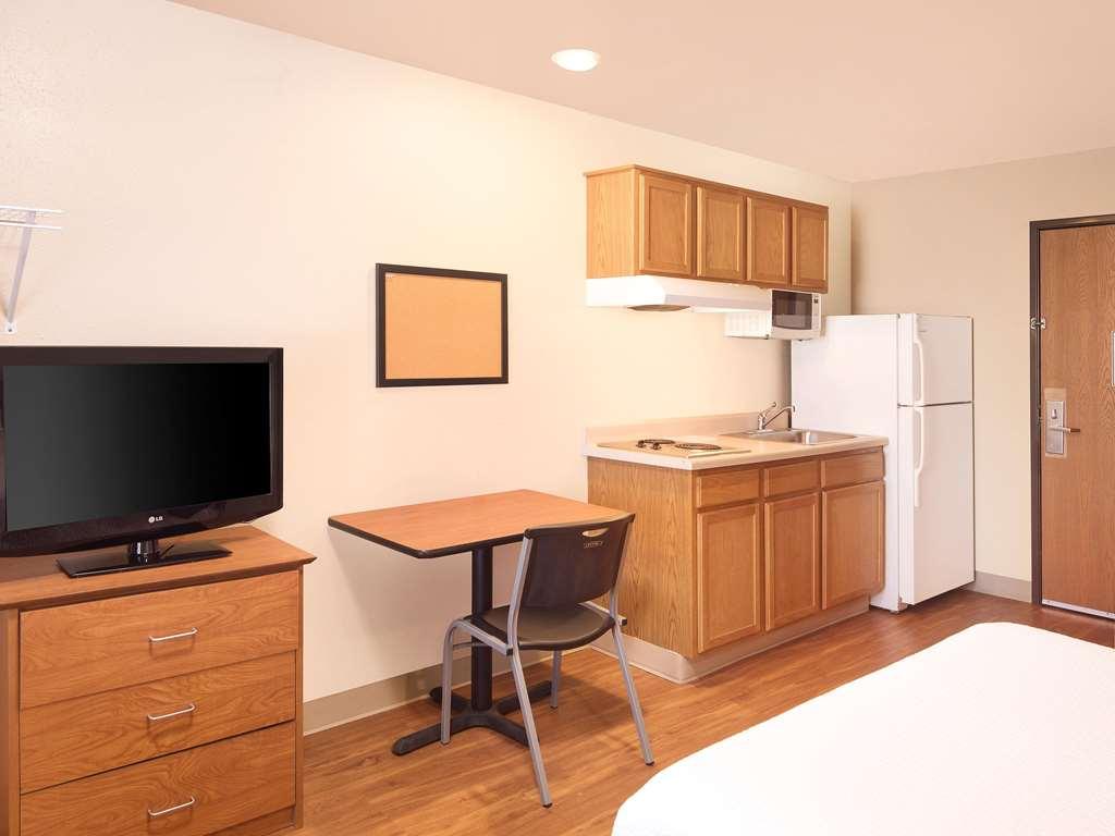 Extended Stay America Select Suites - Indianapolis - グリーンウッド 部屋 写真