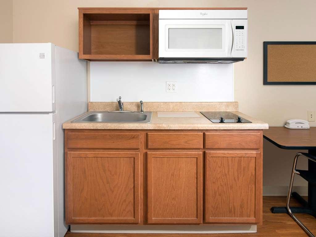 Extended Stay America Select Suites - Indianapolis - グリーンウッド 部屋 写真