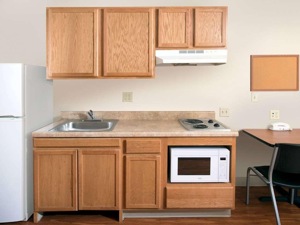 Extended Stay America Select Suites - Indianapolis - グリーンウッド 部屋 写真